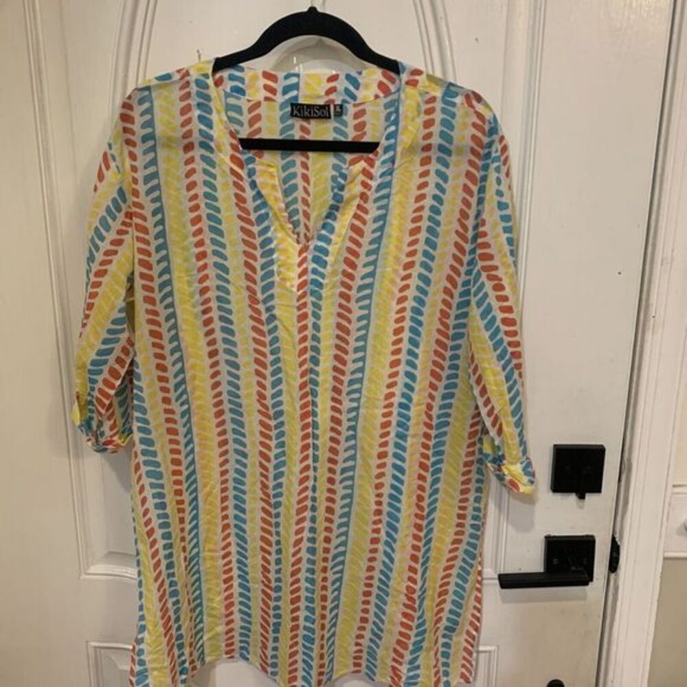 Kiki Sol Women's Top Sz XL 3/4 Sleeve Sheer V Neck Cover Up